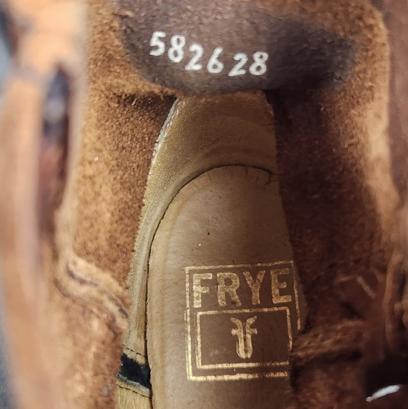 Frye Billy Cross Stitch Short Cowboy Western Heeled Booties Black/Brown 7 1/2 B - Picture 15 of 16